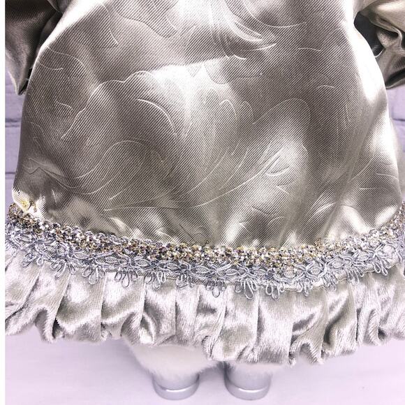 Christmas Silver White Faux Fur 16" Standing Ceramic Face Hands Collectible Sana - Picture 9 of 16